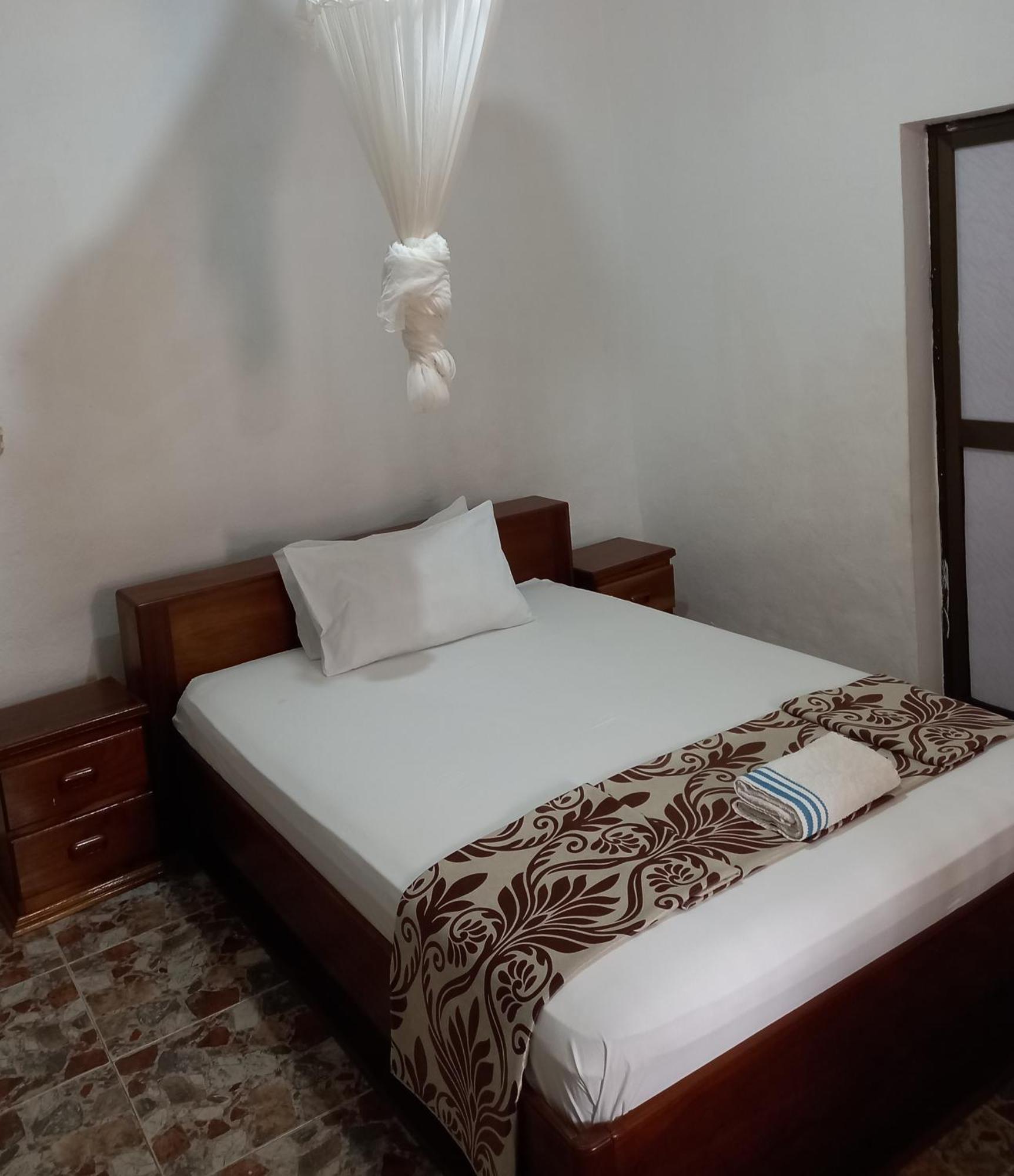 Paloma Guest House Kenema Екстериор снимка