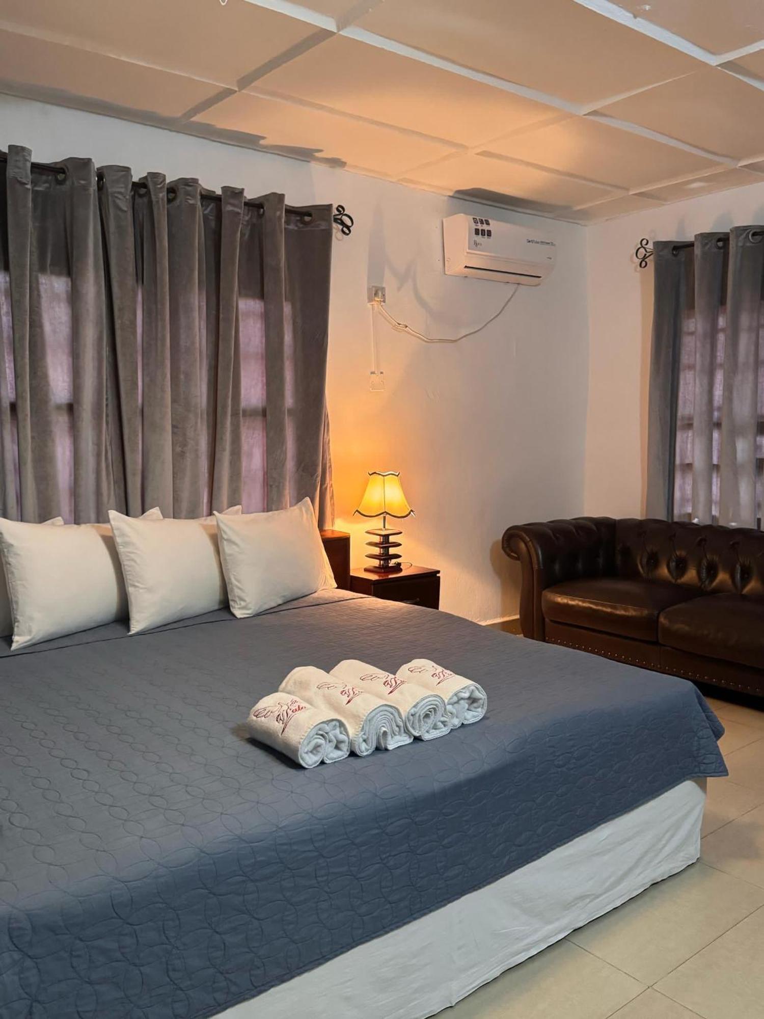 Paloma Guest House Kenema Екстериор снимка