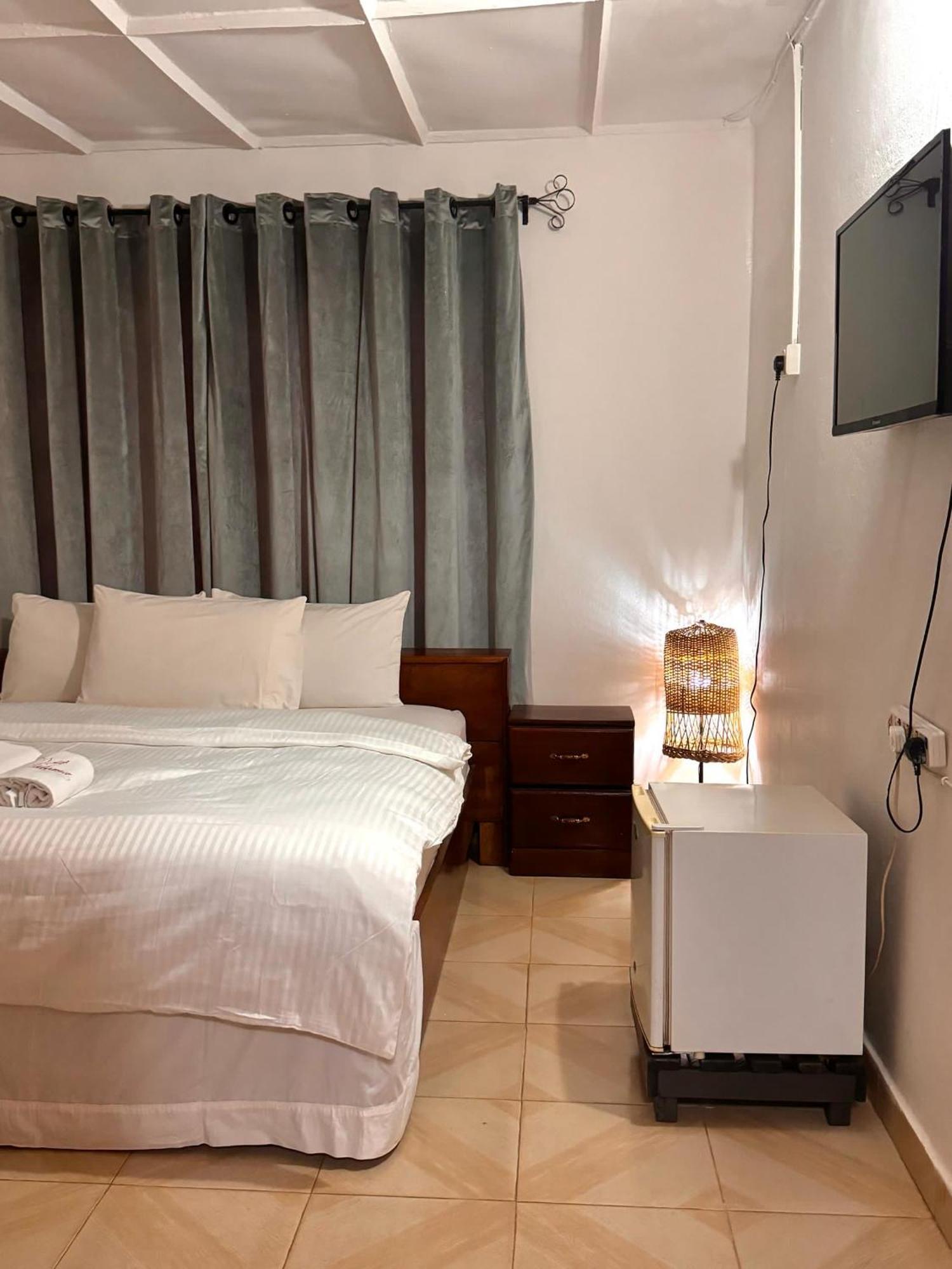 Paloma Guest House Kenema Екстериор снимка