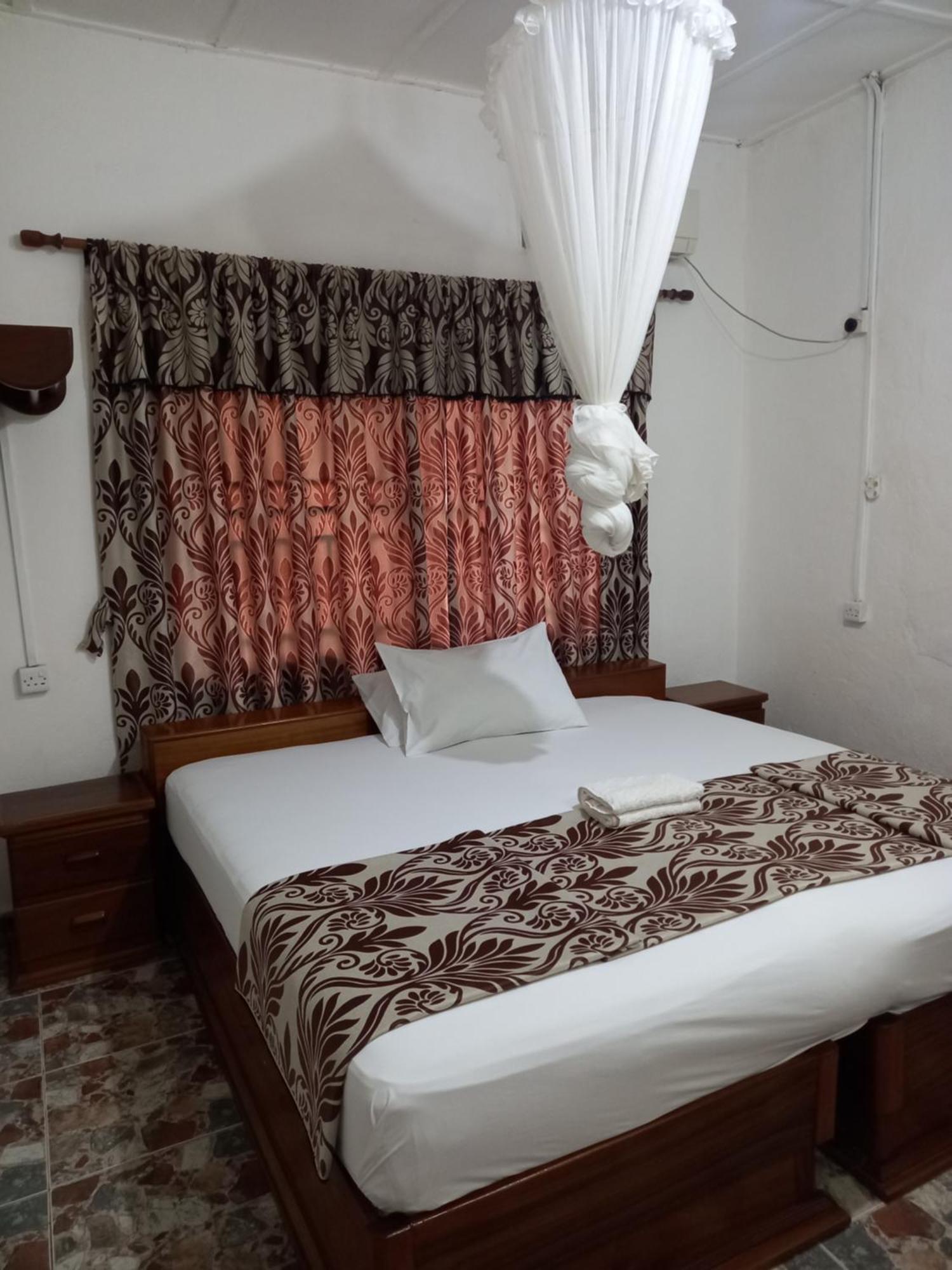 Paloma Guest House Kenema Екстериор снимка